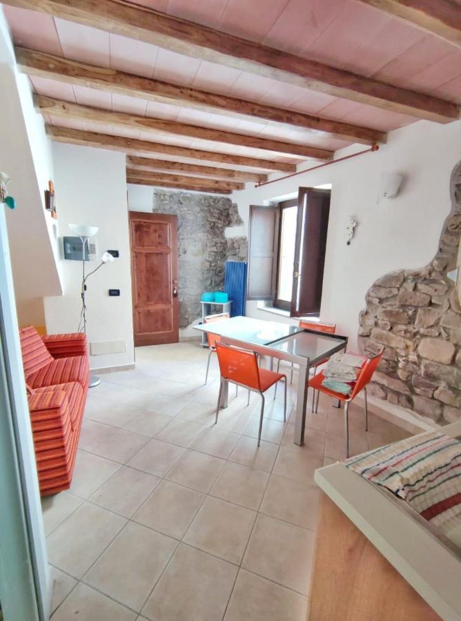Il Gabbiano Apartment กอร์นิญา ภายนอก รูปภาพ
